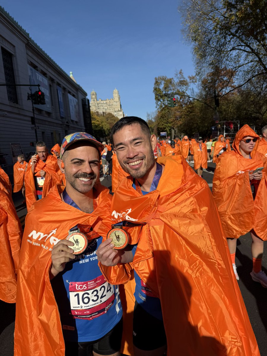 RyanMoyMDPhD's tweet image. Always one of the best days of the year #TCSNYCMarathon