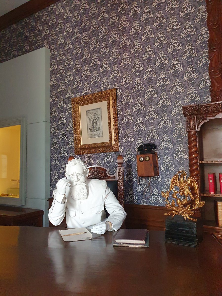 "Esta Constitución, las leyes del Congreso de la Unión que emanen de ella y todos los Tratados que estén de acuerdo con la misma, celebrados y que se celebren por el Presidente de la República, con aprobación del Senado, serán la Ley Suprema de toda la Unión”. #133CPEUM1917