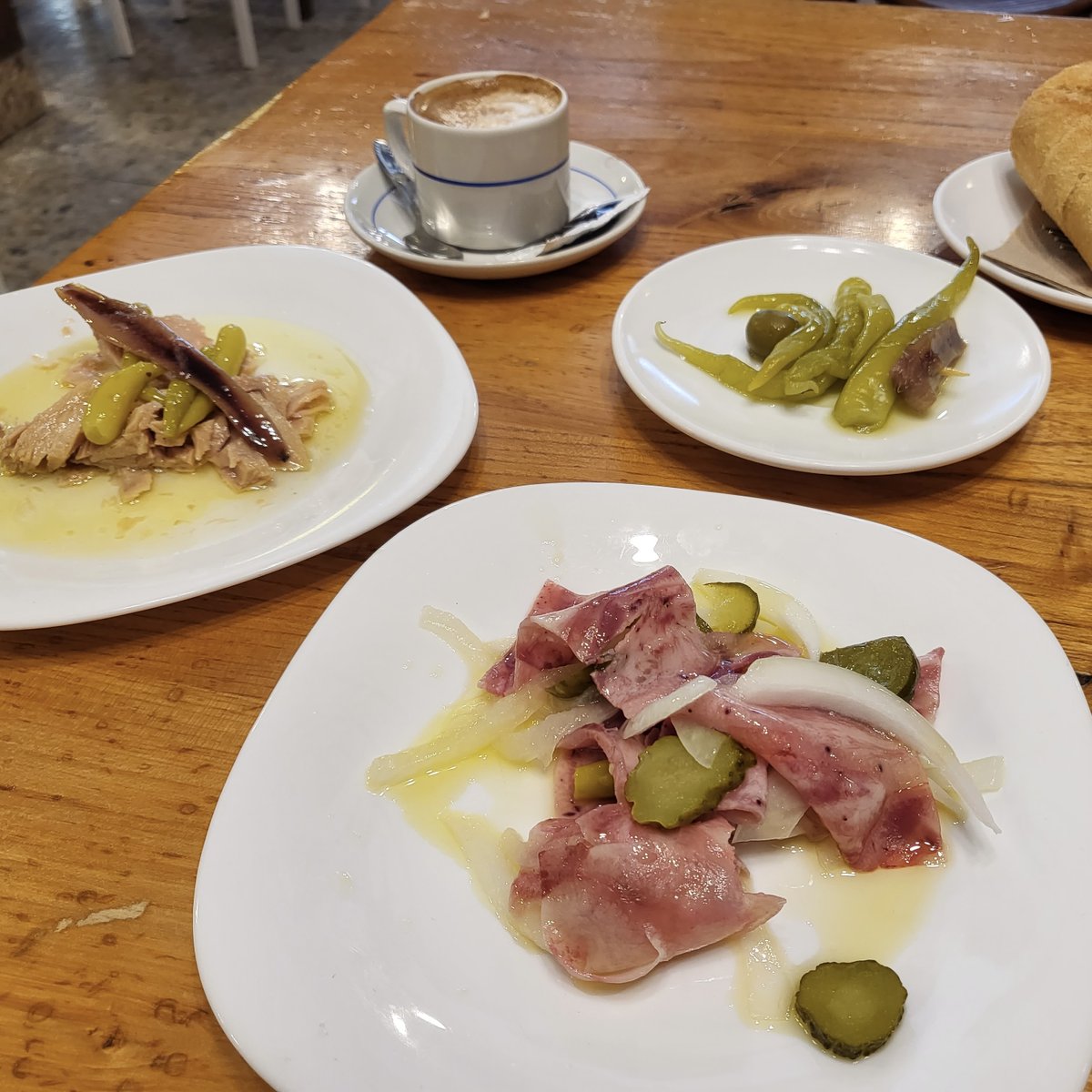 Hungry Hoss tweet media