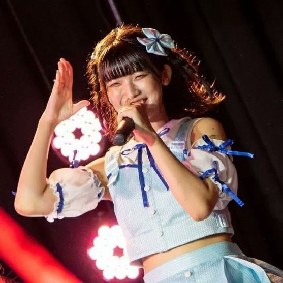 missav_fc2PPV69's tweet photo. 名古屋の地下アイドルOS☆Kの宇佐美みいが素人A〇に出演バレ https://t.co/bkM4yuysoD