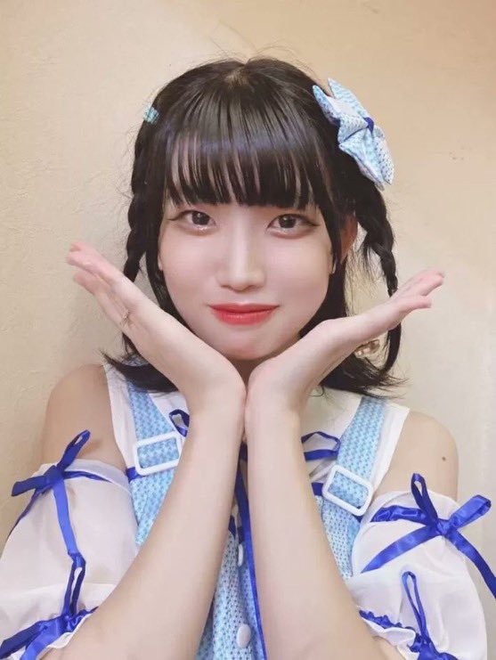 missav_fc2PPV69's tweet photo. 名古屋の地下アイドルOS☆Kの宇佐美みいが素人A〇に出演バレ https://t.co/bkM4yuysoD