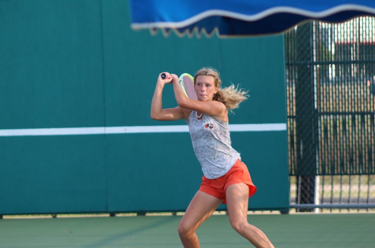 Laney Bailey tweet media