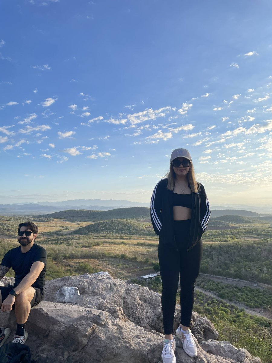 keniajimenezMo's tweet photo. Qué bonita vida la que me estoy viviendo últimamente 🤍🥹 https://t.co/o3ZvQcGrEK