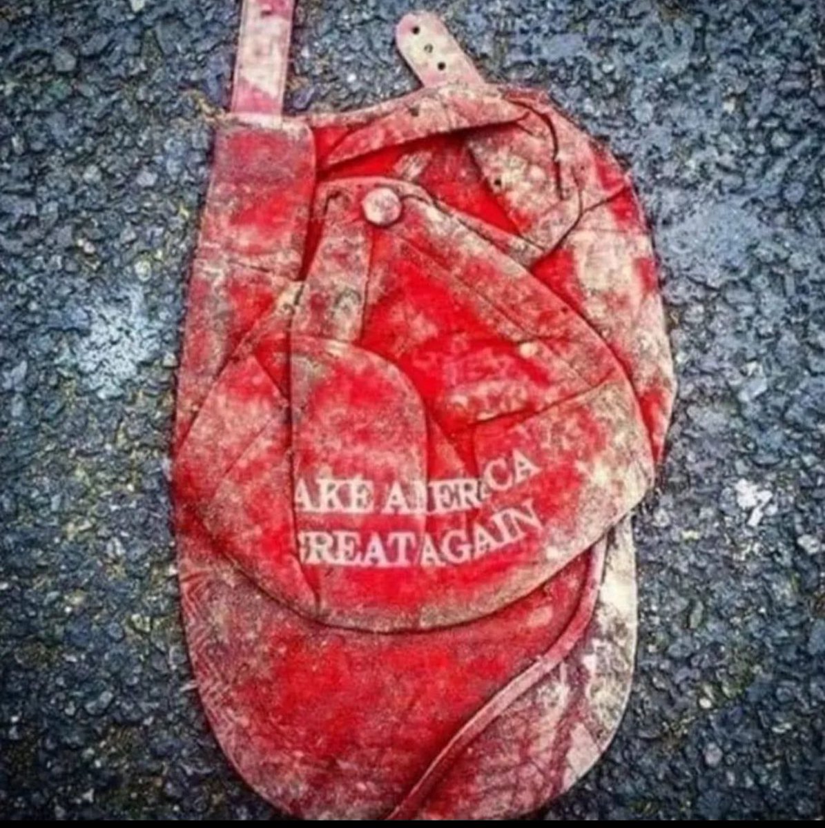 ericg63's tweet image. Coming soon! #FuckDonaldTrump #Harris_Walz2024 #MadamePresident