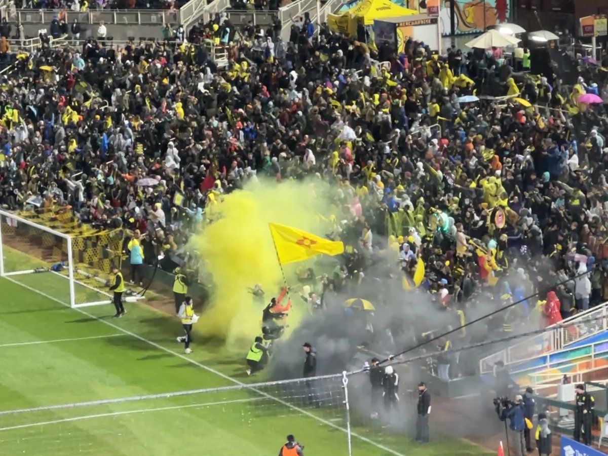 Emily K. Howard tweet media