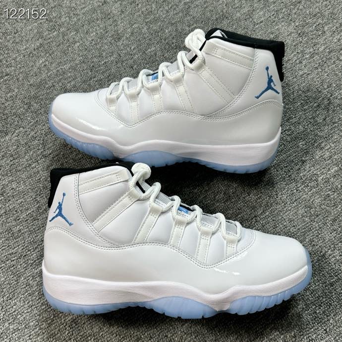 ksneakercom's tweet photo. First Look At Air Jordan 11 “Legend Blue” CT8012-104. https://t.co/umMv1p5lW4