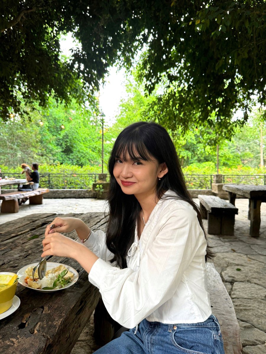 C_IndahJKT48's tweet photo. happy #SenIndah https://t.co/YeaRuVjLGZ