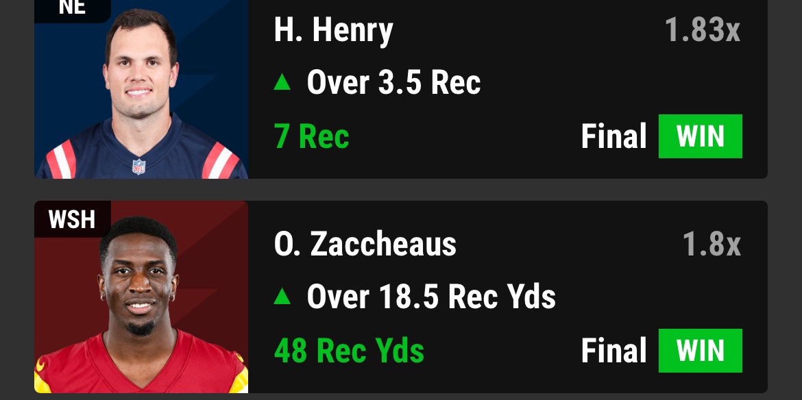 BlxckPotter's tweet image. @BoomFantasy Why did My Wife think it was sweeeeet…🤣😎☺️

Wife: I’m going to test you.
Me: Here we gooooooo…
Wife: Build lineups without research today…(Kisses my forehead)
PS…you can’t use Derrick Henry rush yards😂

The end.

 #GreenlineCommittee #BlxckHarryPotter