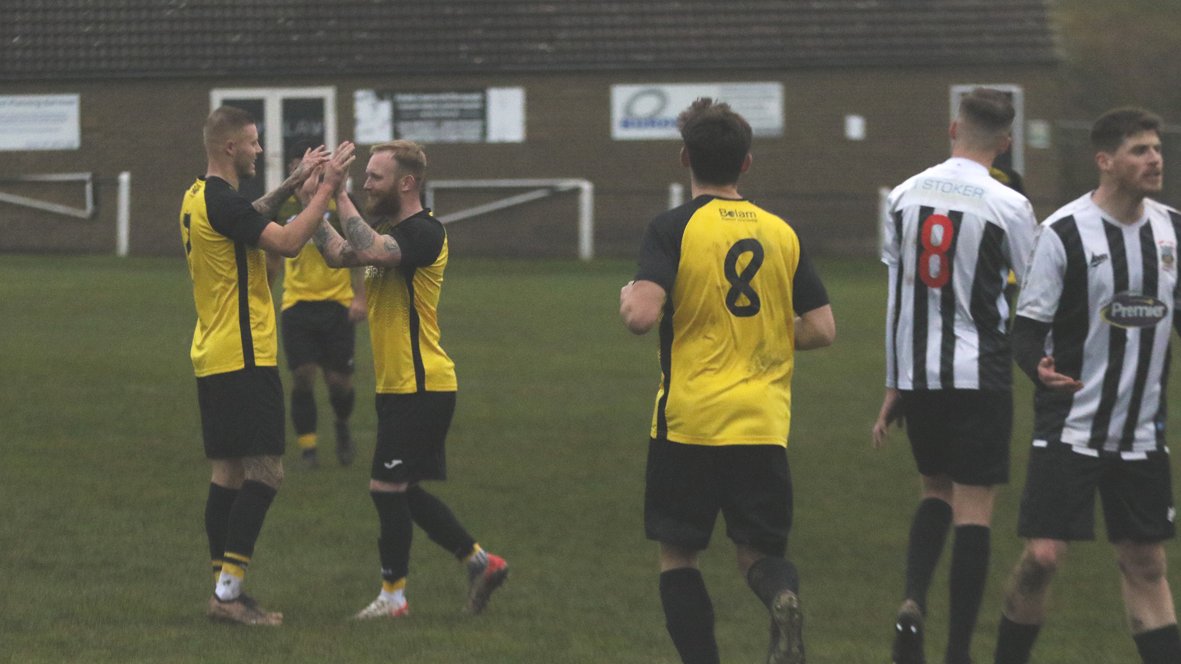 EnglandFootball's tweet photo. It's time for you to pick our November header 📸

Which team will it be this month? 👀

1️⃣ @WideopenW 
2️⃣ @WhitleyBayFC 
3️⃣ @Barkinggirlsfc 
4️⃣ @portchyladies https://t.co/eXlbauxTaQ