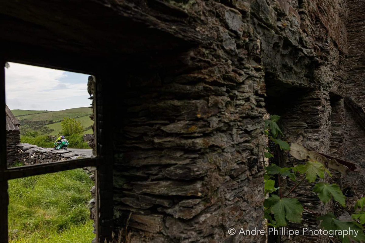 FCuringa's tweet photo. Points of view #isleofman #tt24 @TOLLRacingTeam @0Carlesolle2 https://t.co/LKPwAcANwM