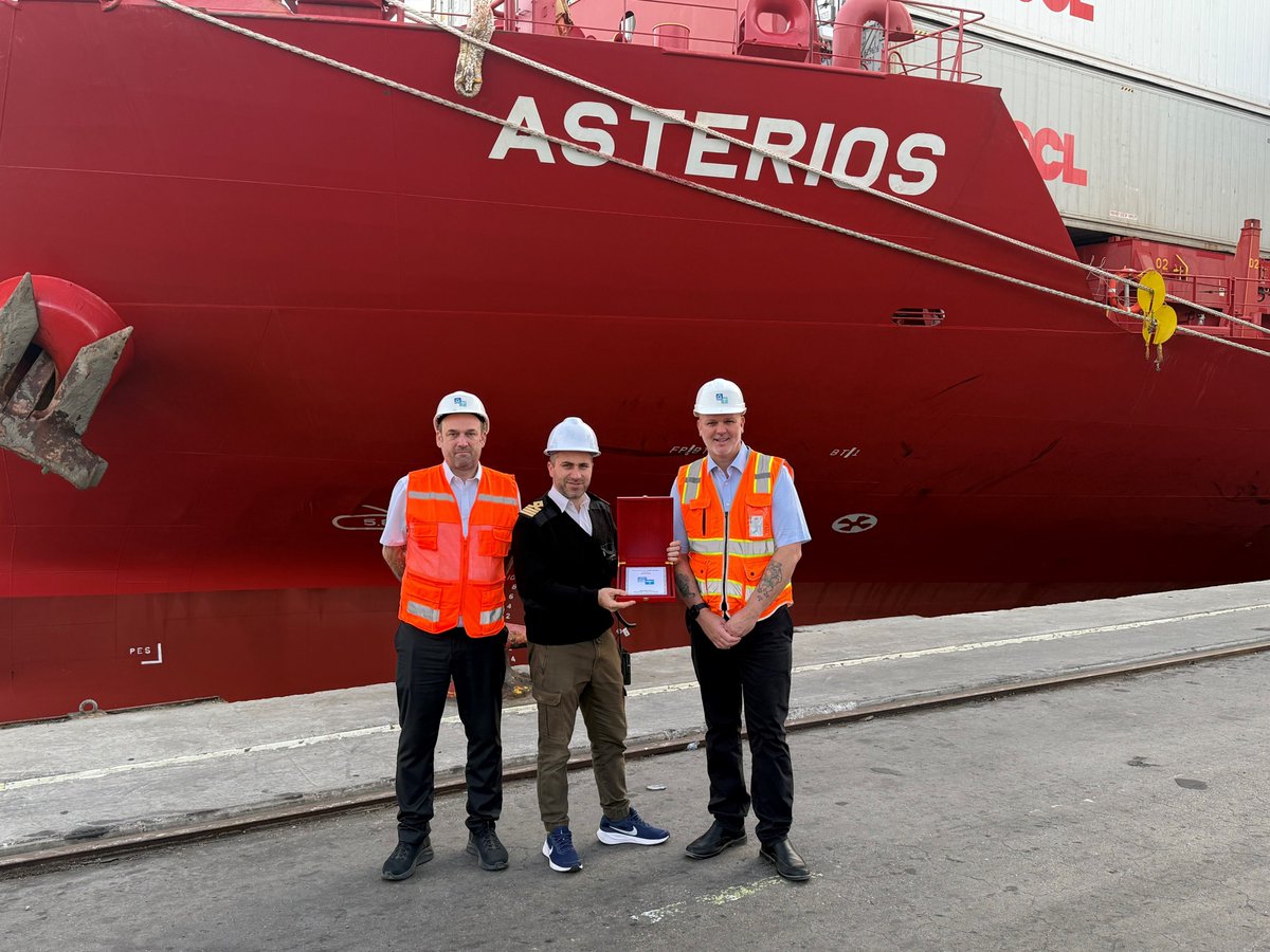 Gulftainer (@gulftainer) on Twitter photo We're delighted to announce that our Iraq Container Terminal has successfully handled the maiden call of the M/V Asterios, a state-of-the-art container vessel with a capacity of 1,836 TEUs, operated by <a href="/Folkmaritime/">Folk Maritime | فُلك البحرية</a> . The new route strengthens trade ties between Iraq, KSA, India. We're delighted to announce that our Iraq Container Terminal has successfully handled the maiden call of the M/V Asterios, a state-of-the-art container vessel with a capacity of 1,836 TEUs, operated by <a href="/Folkmaritime/">Folk Maritime | فُلك البحرية</a> . The new route strengthens trade ties between Iraq, KSA, India.