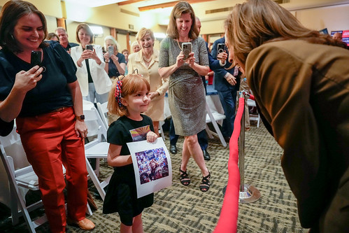 Valley fam: Voting is a civic duty and a chance to choose kindness over chaos. Confirm your voting details at iwillvote.com and let’s rally like never before. #KamalaDefendsDemocracy