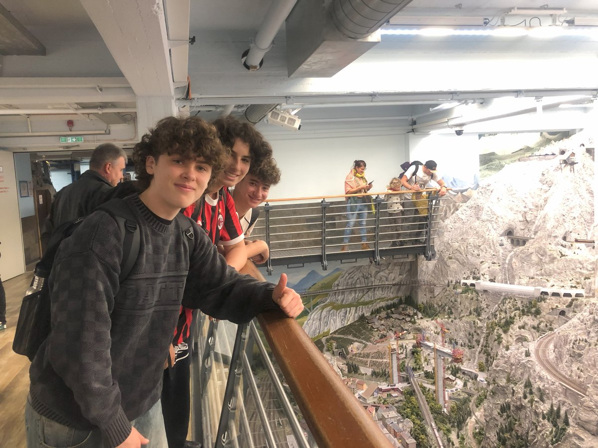 UCSModLangs's tweet image. 30th anniversary of the UCS Hamburg exchange!