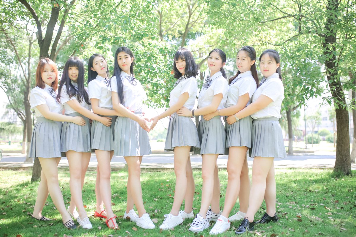 毕业小姐姐写真[1101P+4.05G] #眼镜娘 #眼镜妹 #毕业照 #女大学生 #写真 
No.102717 预览全套尺度看置顶或私信 投稿：@007share 
眼镜娘圈子：https://t.co/VSeJDJ4Yn7 https://t.co/1Izne9gXTP