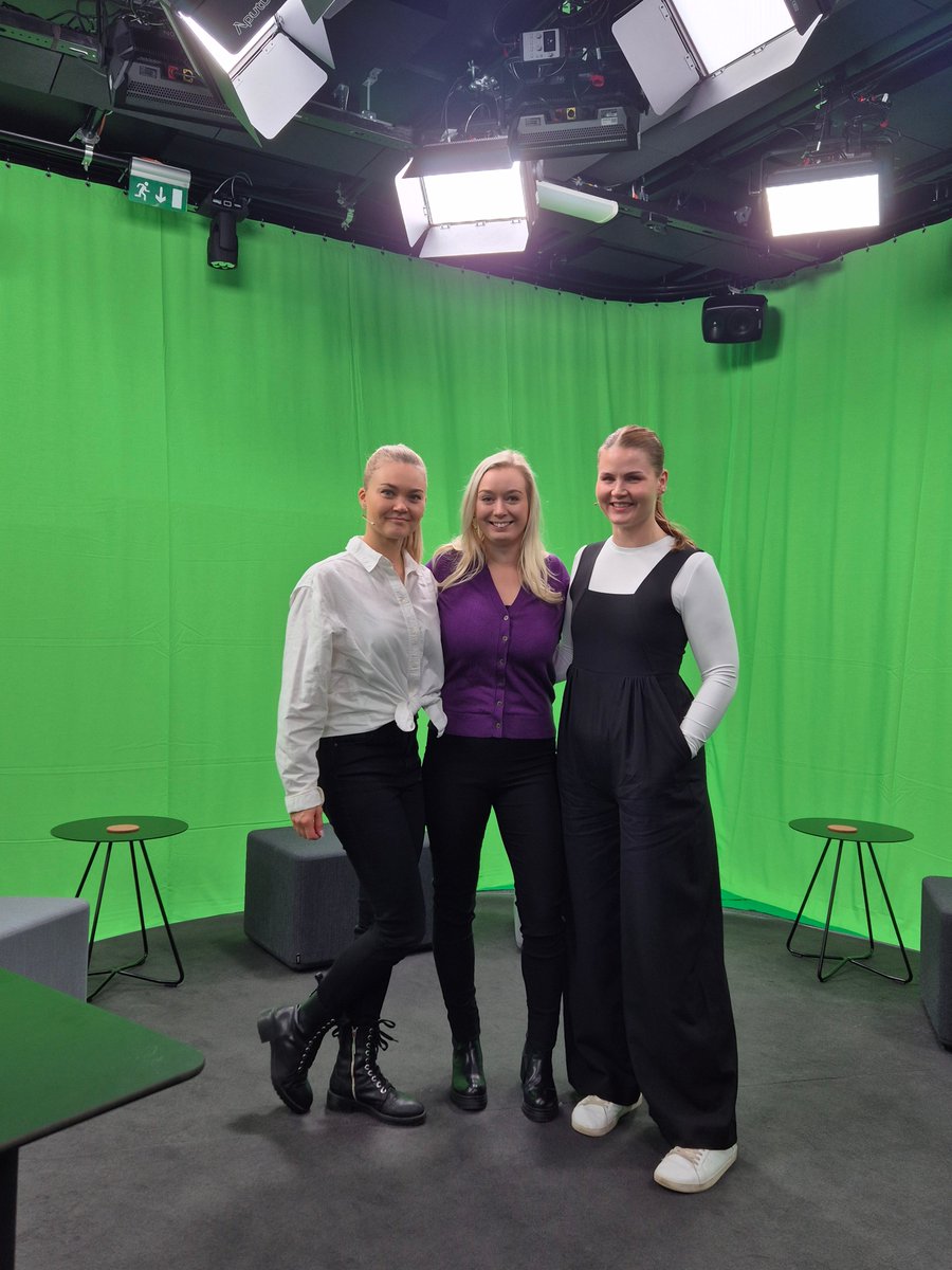 Kemianteollisuus sai avata tämän vuoden Etä-TETin ja kertoa tuhansille lähetystä seuranneille nuorille alasta ja työskentelystä kemianteollisuudessa. Kiitos kaikille linjoilla olleille aktiivisuudesta ja jäsenyrityksillemme <a href="/Kiilto/">Kiilto</a> ja <a href="/OrionPharma/">Orion Pharma</a> kiinnostavista esityksistä!