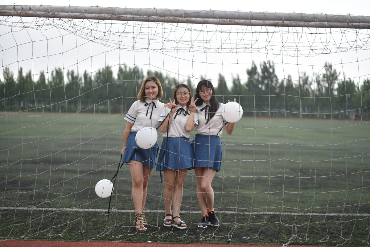 毕业小姐姐写真[181P+1.18G] #眼镜娘 #眼镜妹 #毕业照 #女大学生 #写真 
No.103021 预览全套尺度看置顶或私信 投稿：@007share 
眼镜娘圈子：https://t.co/VSeJDJ4Yn7 https://t.co/phXlNP0Spc