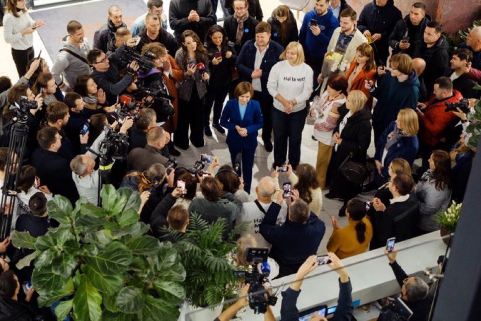 Valérie Hayer (@valeriehayer) on Twitter photo My warmest congratulations to <a href="/sandumaiamd/">Maia Sandu</a> for her reelection as President of Moldova. The friendship that unites us as Europeans is strong. Stronger than any illegal electoral interference. Moldova sets an example of democratic robustness. Bravo, President! My warmest congratulations to <a href="/sandumaiamd/">Maia Sandu</a> for her reelection as President of Moldova. The friendship that unites us as Europeans is strong. Stronger than any illegal electoral interference. Moldova sets an example of democratic robustness. Bravo, President!
