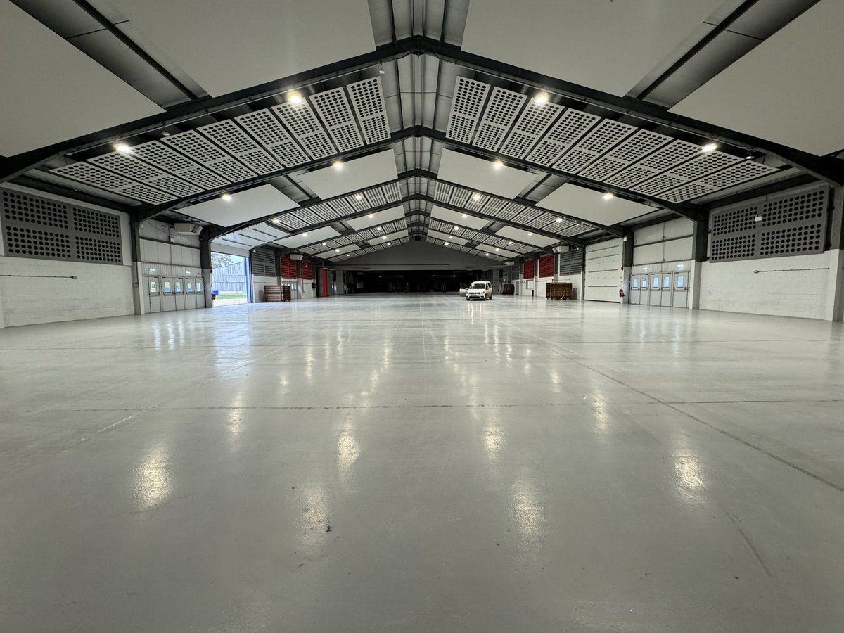 Preparation underway for the Farmer awards this afternoon! 🐷