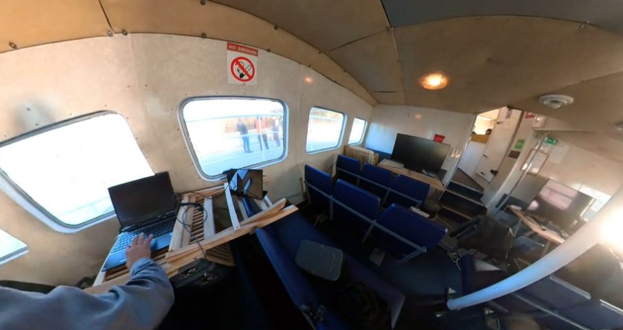 🌟 A 5G testbed demonstration to extend coverage and enhance capacity at sea

5G provides high bandwidth and low latency on land, but at sea, access to services is limited. VTT has, together with partners in the 5G-ROUTES Project to demonstrate an innovative approach