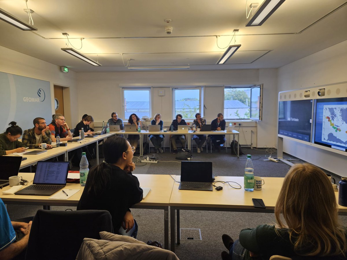🌊 Continuing our collaboration with <a href="/GEOMAR_en/">GEOMAR_en</a> on the EMSFORE project! Together, our students and researchers are studying climate change impacts in the Mediterranean. Recently, we met in Kiel to share findings and plan future research.
 More: bit.ly/3Ymx74b