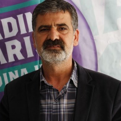 Kayyum atanan belediyelerin, belediye başkanları görevden alındı.

- Ahmet Türk
- Gülistan Sönük
- Mehmet Karayılan