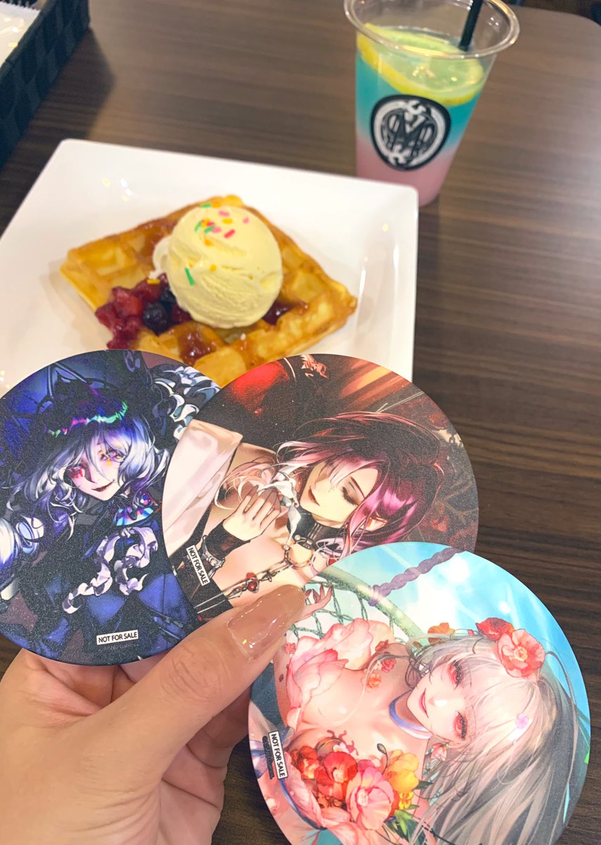 特典欲しかったコクリコさま来てうれし〜！(੭ु´͈ ᐜ `͈)੭ु⁾⁾💕
この衣装の絵うつくしすぎる