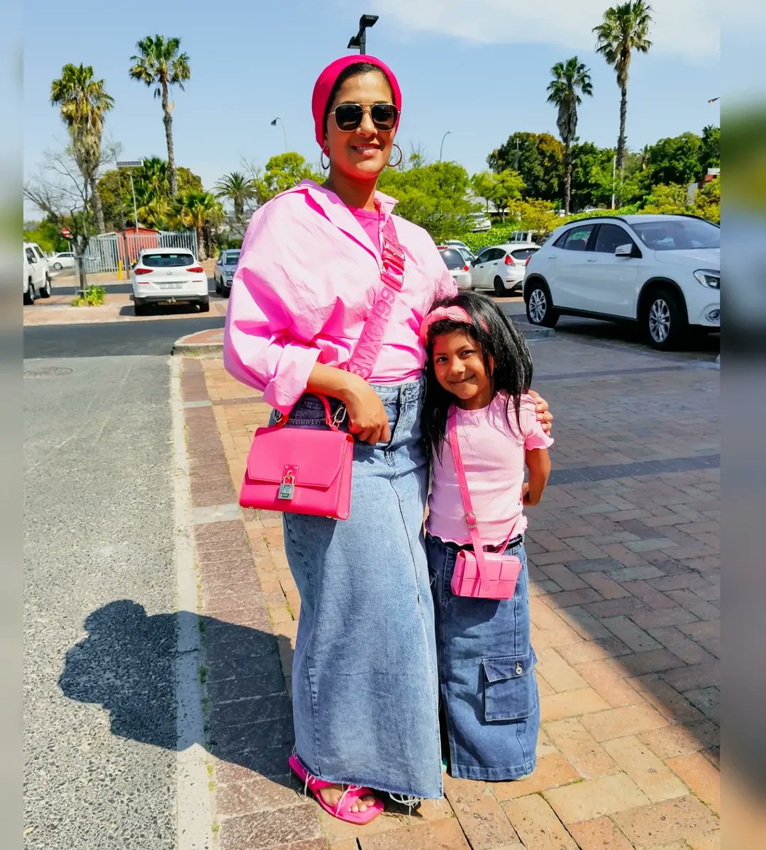 OptiqueOptom's tweet photo. Twinning in pink! Nadia and her mini-me are bringing all the style (and smiles) to the street.

Want frames that make a statement?

Visit Optique for a R99 Eye Test and discover our range of frames and sunglasses for every look!* 

Or shop online https://t.co/Yl7NZiIzbv https://t.co/j6nbDoqO7R