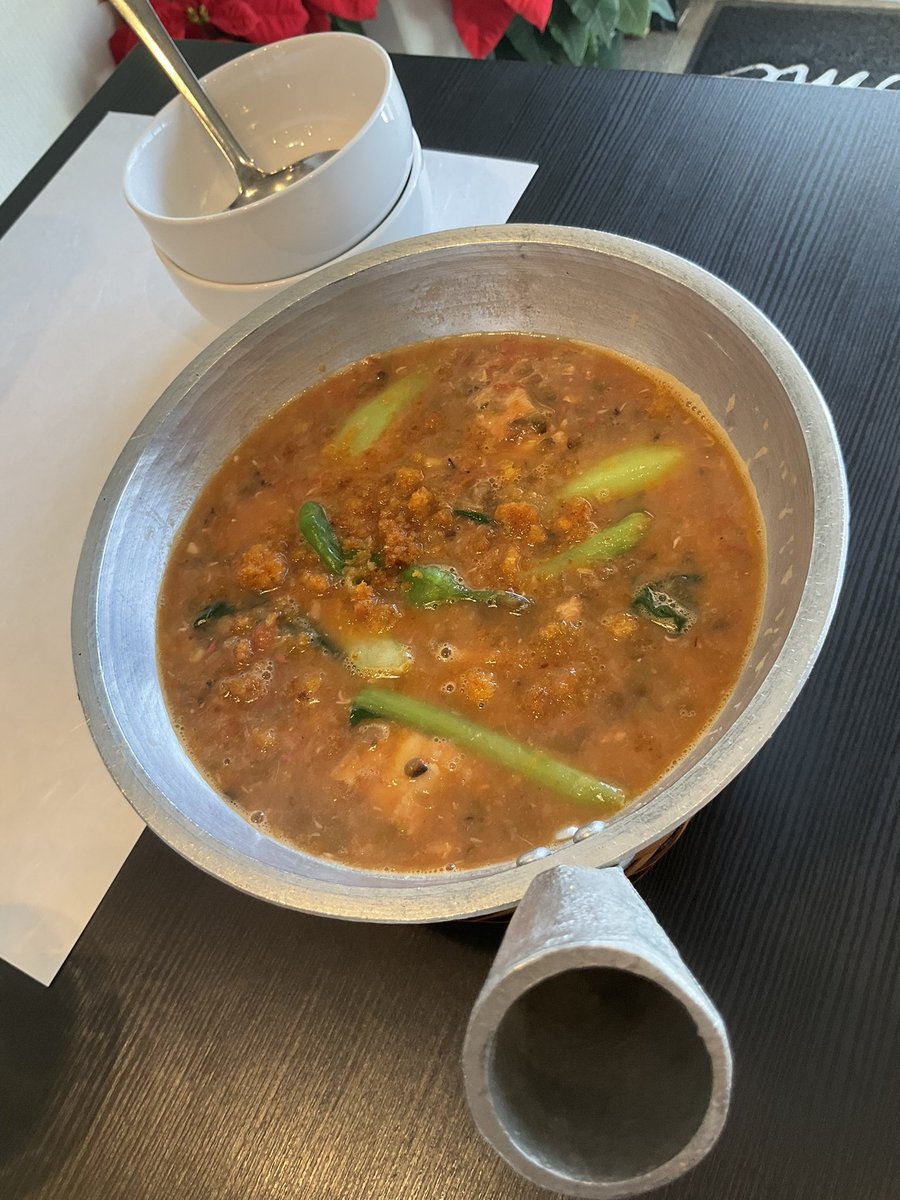 akvabit's tweet image. 無事にパネルを受け取った後は、フィリピン料理を。

ギニサンモンゴ
忘れぬうちに。

#フィリピン料理
#kamayan's