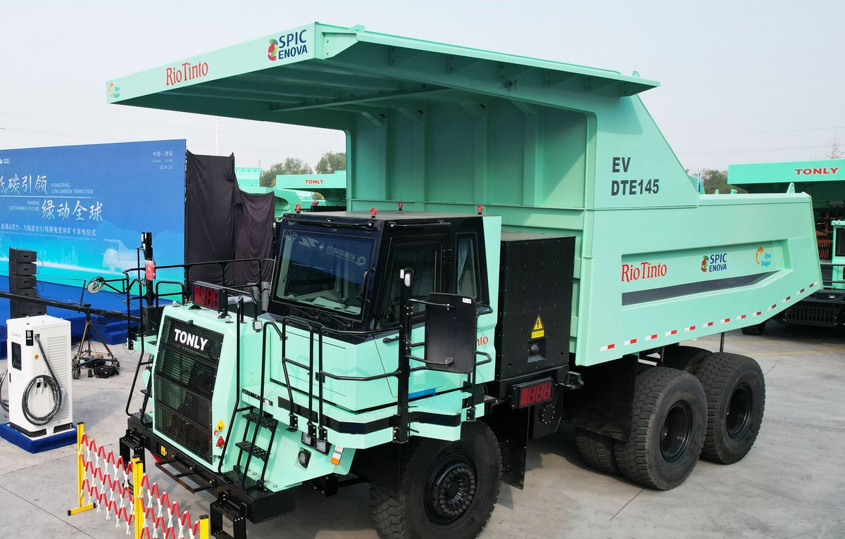 TONLY Heavy tweet media