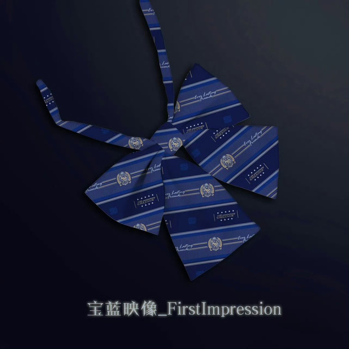 thinkingofkkyu's tweet photo. Why is ELF fan-made merch so much cool and cuter and better 🤩

@宝蓝映像_FirstImpression
https://t.co/Pl5hh8rLPL

#슈퍼주니어 #SUPERJUNIOR https://t.co/PiOogj8F6r