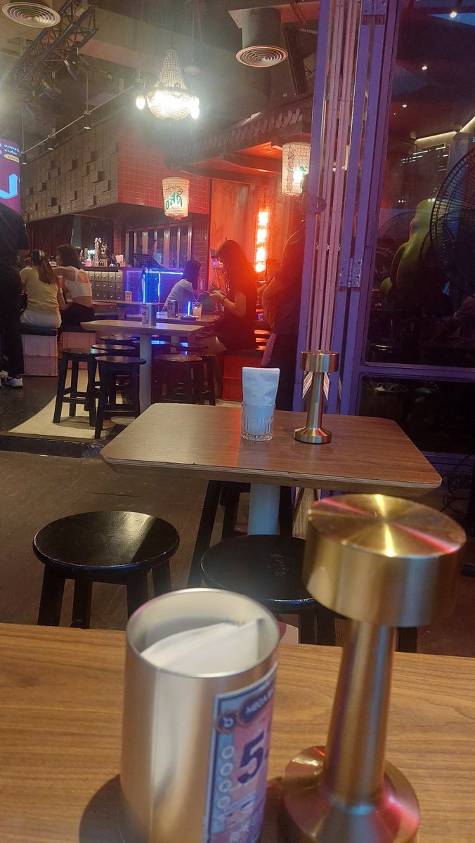 UFirst_ok's tweet image. รับจองคิว ชงเจริญ เมกาบางนา⚡️ ชงเจริญ  เซ็นทรัลเวิร์ล รับจอง 🔥 โต๊ะแบบ 🔥 แบบโต๊ะริม แบบโต๊ะคนหล่อ 🔥 โต๊ะคนสวย 🔥 
หนู สนใจ ทัก ไลน: 0962826735
#ชงเจริญเมกะบางนา 
#ชงเจรืญเซ็นทรัลเวิร์ล
#ชงเจริญ CTW
#เมกะบางนา
#รับจองโต๊ะ
#รับจองคิว
#รับจองโต๊ะชงเจริญ