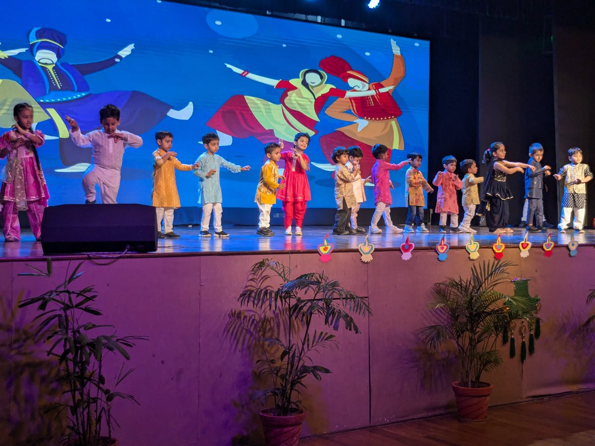 pws_gurgaon's tweet image. Diwali vibes on full blast! 🌸✨ Our PYP stars lit up the stage with vibrant dances and a heartwarming Ramayana play. Special thanks to Gyan Vidya Coaching Centre kids for bringing extra sparkle to the celebrations! 🌟🪔
.
#DiwaliMagic #PathwaysWorldSchool #PYP #PWS #Pathways