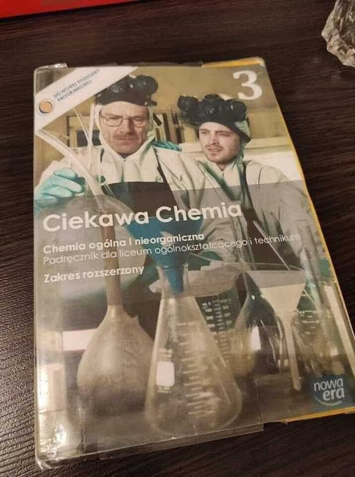 belteanews's tweet photo. В Беларусь пытались ввезти наркотики, спрятанные в учебнике по химии https://t.co/LubQ2bxvdl