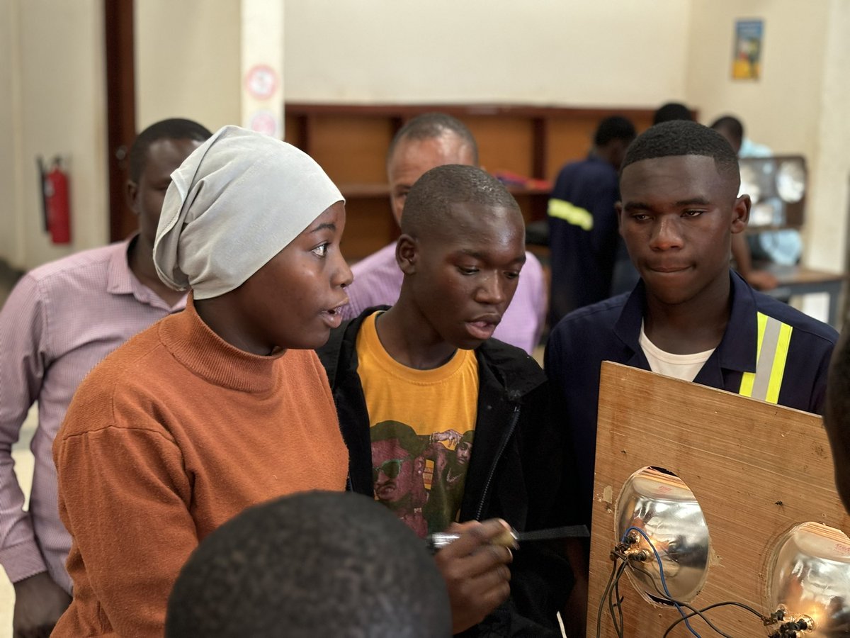 Through <a href="/USAIDTanzania/">USAIDTanzania</a> Kijana Nahodha project, young girls are breaking barriers in fields where they’re often underrepresented! With practical skills &amp; confidence, they’re unlocking potential and creating brighter futures. 🌟💪 BreakingBarriers #KijanaNahodha