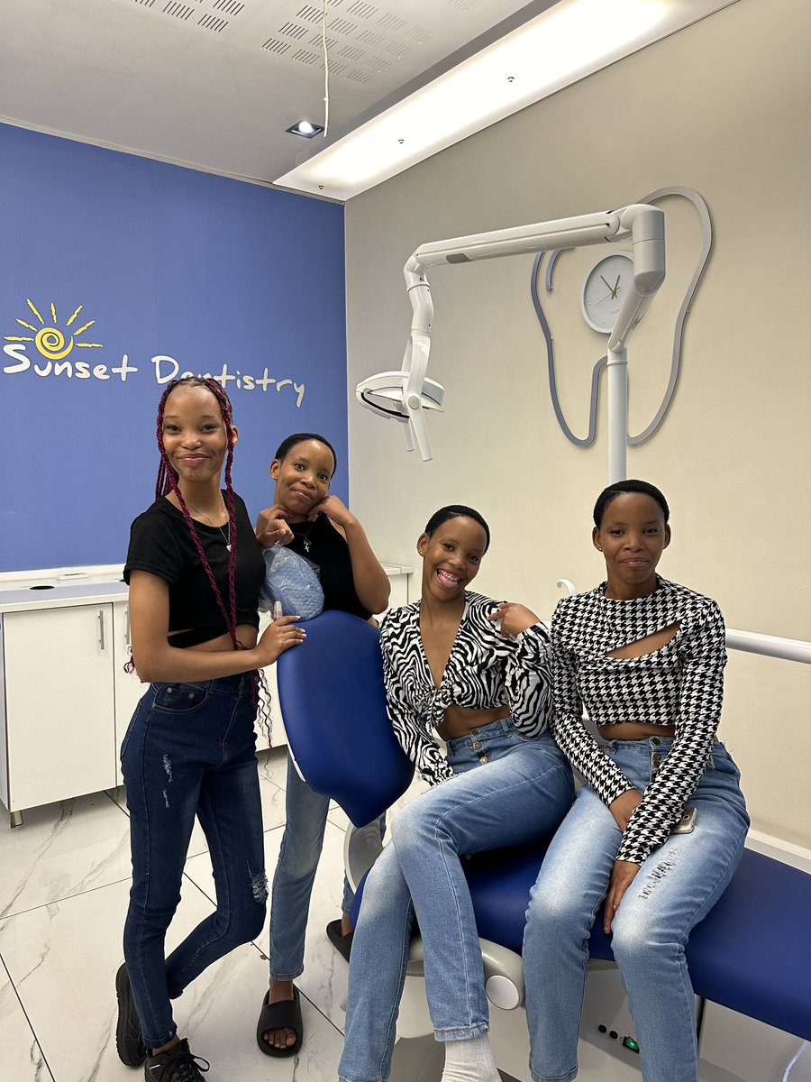 DrKSunset's tweet photo. A quick update: 😃

The quadruplets popped in for their monthly braces check-up!

A heartfelt thank you to VW Middleburg for always making sure the girls get to and from their appointments. 

We send our warm wishes to one of the girls as she tackles her matric final exams!📚❤️ https://t.co/WZkrQv4Akk