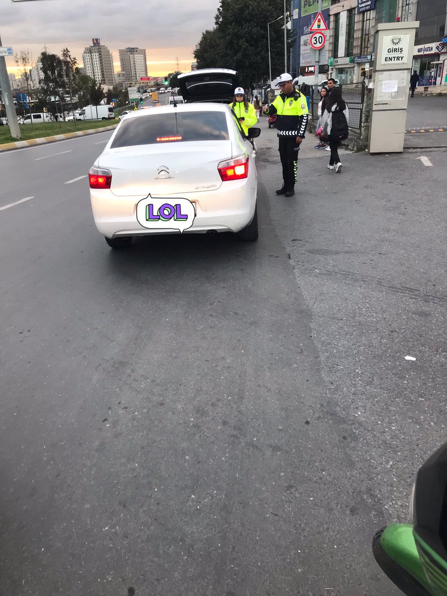 Bi baktım yarın yoktum