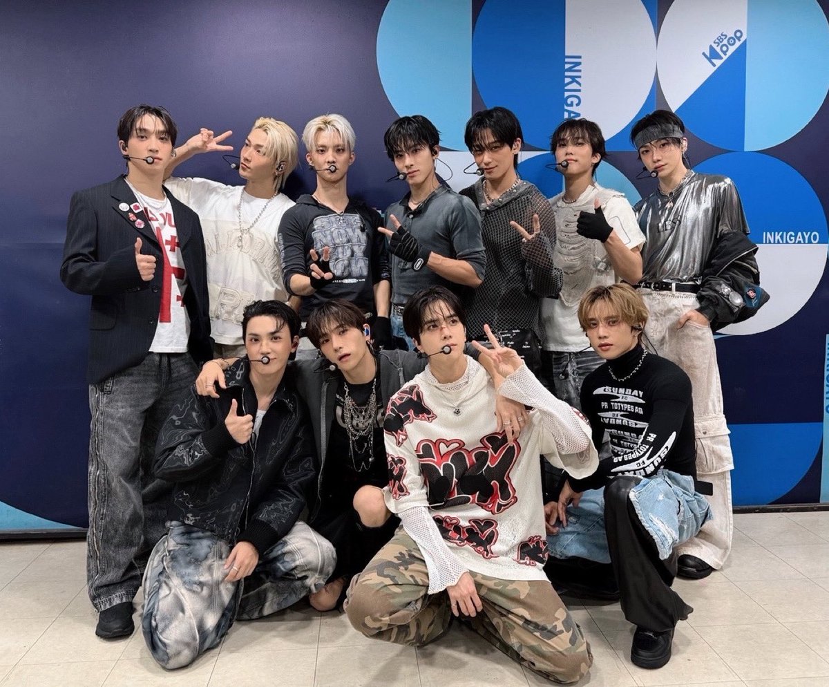 <a href="/dkimsunwoo/">Sunwoo</a> <a href="/we_the_blazing/">𝙏𝙃𝙀 𝘽𝙇𝘼𝙕𝙄𝙉𝙂</a> ㅤ

In this snapshot lies a world of emotion, where the stage of INKIGAYO becomes a realm of possibilities. 𝑻𝑯𝑬 𝑩𝑶𝒀𝒁's performance shimmered like gold dust, infusing the air with dreams and laughter.

ㅤ