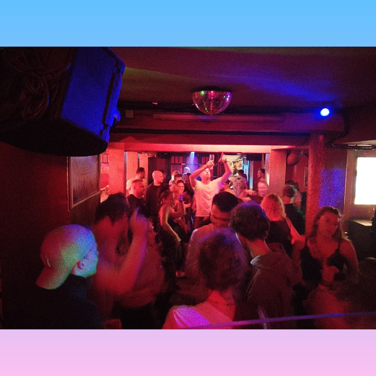DJGODDEM's tweet photo. Party in Hamburg 
#hamburg #reeperbahn #dress #outfit #nightclub #party #club #dj https://t.co/28NCbLPiZ9
