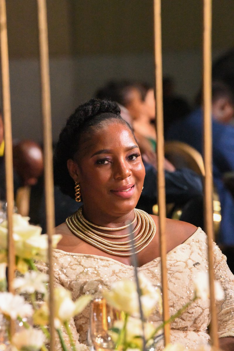 The Red Carpet Experience, showed off a night of elegance,glam and sporting excellence. Our guest were met by the ever charismatic soweto_donda and the exquisite @jacintangobese #kznsportsawards2024 #30YoursOfSportingExcellence🫶