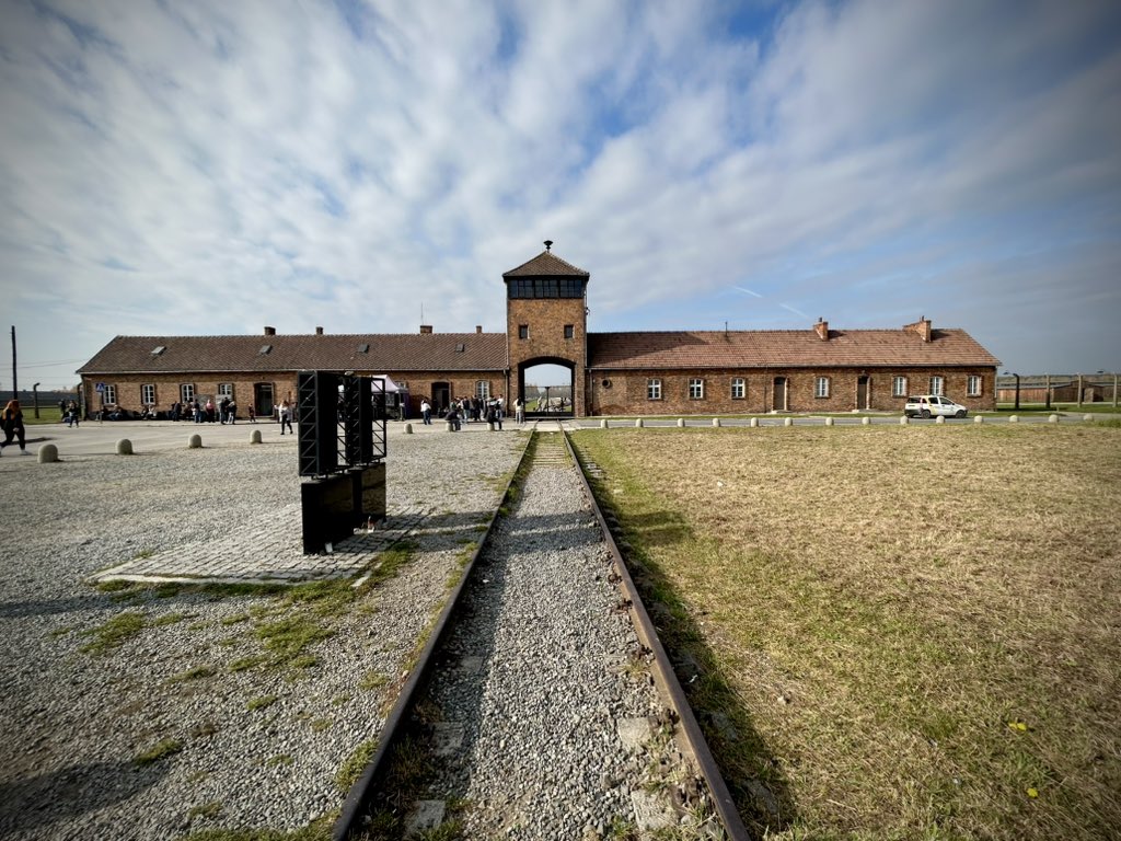 stuartthomas's tweet photo. It was incredible to see such a variety of places and travel on so many different trains, but the real impact for me came at the end of these tracks.

Everyone should try and visit @AuschwitzMuseum. An extraordinarily powerful reminder of the need to challenge hate. https://t.co/wSv5nelho7