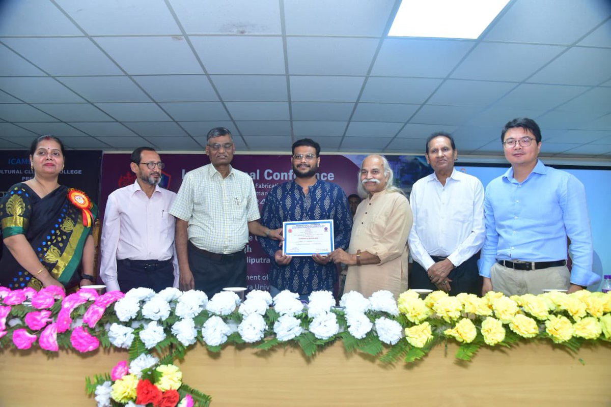 Happy to share that my student Vaibhav received Best Poster Award at the International Conference ICAMEH - 2024, Patna