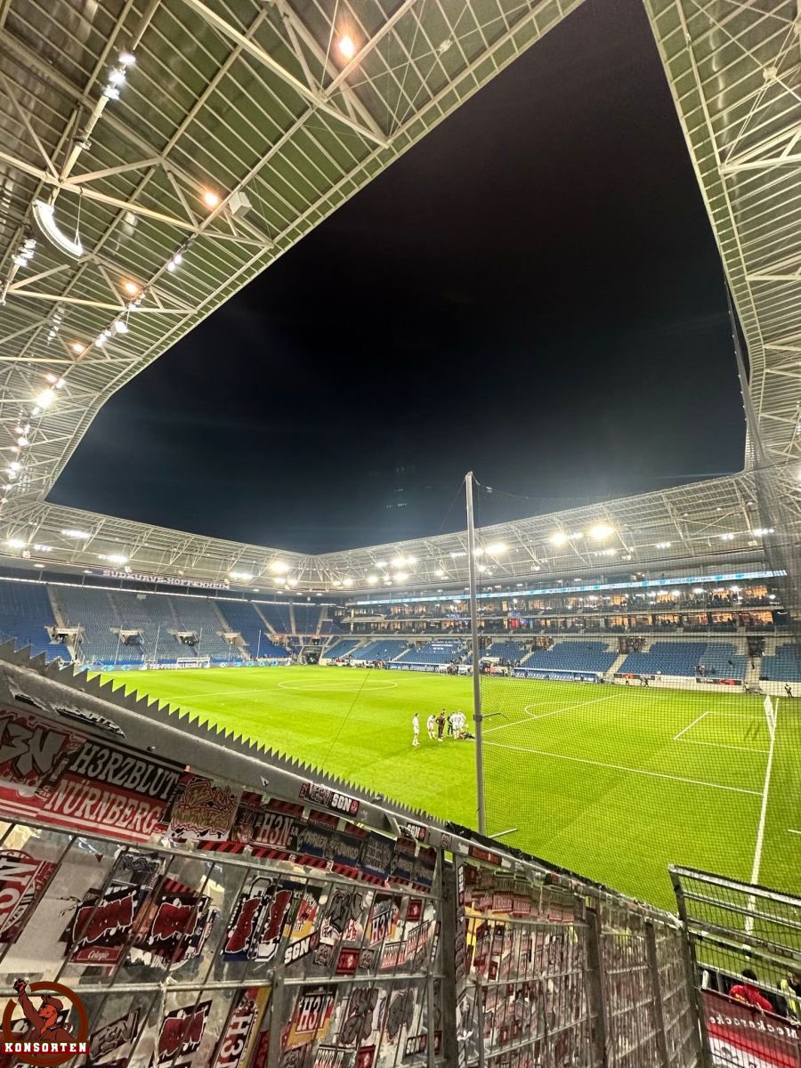 Weitere Impressionen zum Spiel gegen Hoffenheim, findet ihr auf unserer Website.

konsorten-fcsp.de/hoffenheim-a-0…

———
#fcsp #knsp #südkurve #fcstpauli