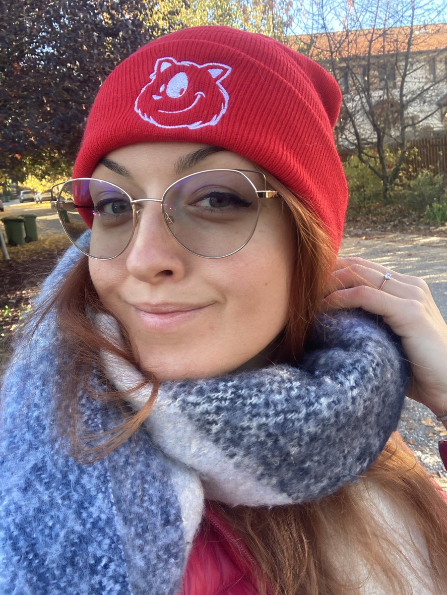 giguka's tweet photo. Love this hat! Thanks @boniverse_  and @smashingmag https://t.co/PlFJL3Kbgo