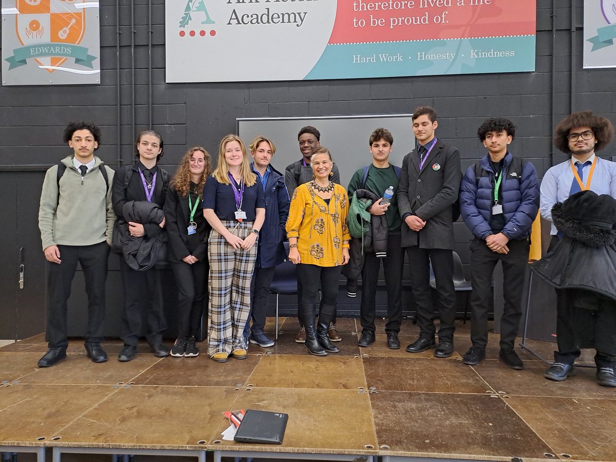 Heidi Safia Mirza (@heidimirza) on Twitter photo The highlight of my Black History Month 2024 <a href="/blackhistoryuk/">Black History Month</a> was talking to the smart fabulous engaged students <a href="/ArkActonAcademy/">Ark Acton Academy</a>. Highlight was the young black mans question does <a href="/BLM/">..BLM</a> matter?It brought the house down! Thanks for the footstomping big up by Muslim young women too! The highlight of my Black History Month 2024 <a href="/blackhistoryuk/">Black History Month</a> was talking to the smart fabulous engaged students <a href="/ArkActonAcademy/">Ark Acton Academy</a>. Highlight was the young black mans question does <a href="/BLM/">..BLM</a> matter?It brought the house down! Thanks for the footstomping big up by Muslim young women too!