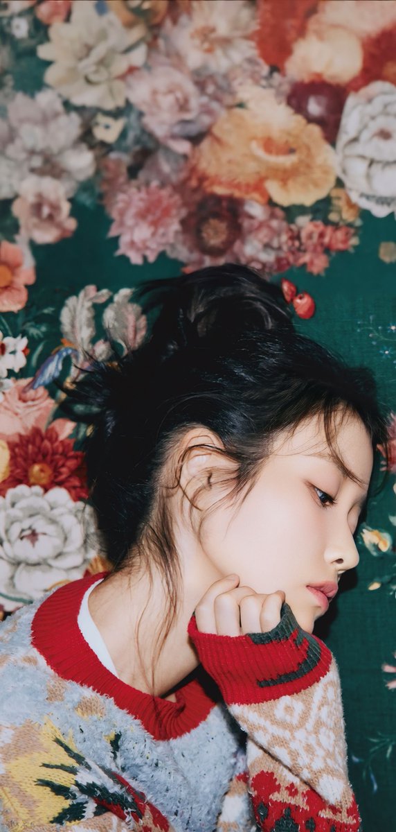 wyjc516's tweet photo. 지은시
IU 2025 SEASON'S GREETINGS Preview
mobile wallpaper-6
#2024MAMAVote    #iu https://t.co/OjTahc5YNu