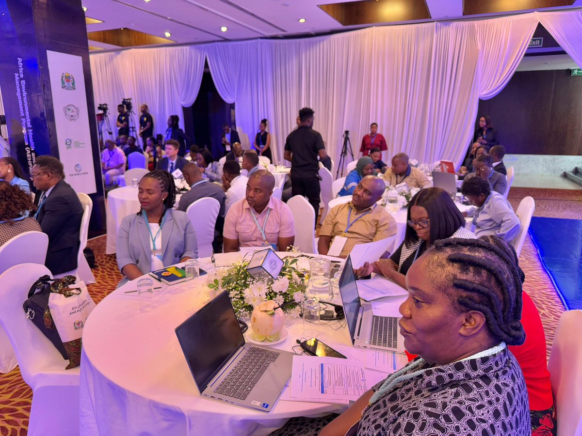 Hakingowi's tweet photo. 📍Dar es Salaam                                🔴Live 

“Africa Environmental Health and Pollution Management Program: Africa Regional Meeting on Mercury and E-Waste Pollution Management, held at the Hyatt Regency Hotel, Dar es Salaam, on November 4, 2024.”

#AEHPMP
#EnvironmentalHealth
#ASGM
#WorldBank
#Tanzania
