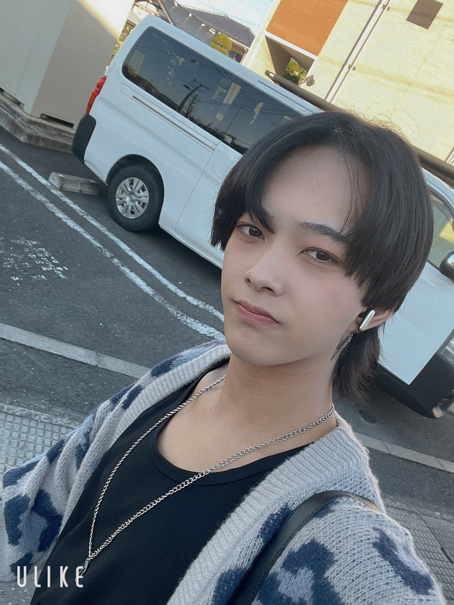 こんにちは！りうです！

本日17:00〜25:00泊まり×で出勤しております！

また、20:00〜21:00でパーティ配信をさせて頂くので是非いらして下さいね！

dgdgdg.com/boy/detail.php…

x77.jp/live/party_det…