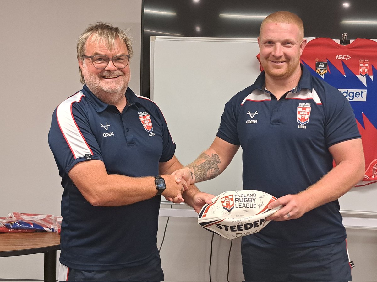 End of Tour Awards 2/5

Staff Player of Test Series: Chris Siddons