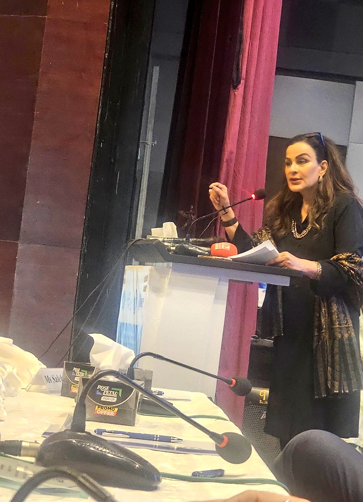 SDPIPakistan's tweet photo. 🌿We are recycling only 1% of waste in 🇵🇰. Globally, only 9% is being recycled. Circular Economy is an extremely important subject that we need to work on as waste in 🇵🇰 principal circularity problem.
@sherryrehman 
#SDC2024 #SIE2024 https://t.co/EHAFWdEVaF