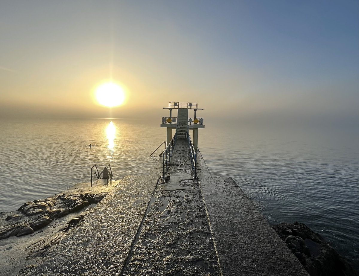Prof Jane Walsh (@profjanewalsh) on Twitter photo Good morning #Galway -#November Good morning #Galway -#November